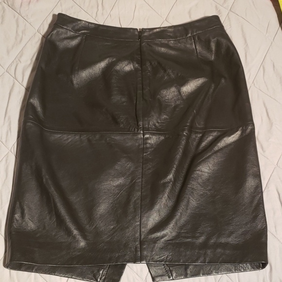 COPY - Halogen black leather skirt size 4p - Picture 6 of 8